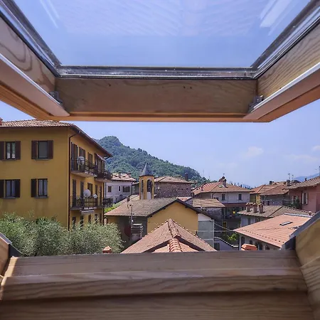 Large In The Village Near Varenna * Perledo