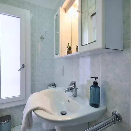 Casa Nel Borgo شقة *